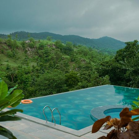 The Sky Imperial Pavoreal Jungle Resort Kumbhalgarh Esterno foto