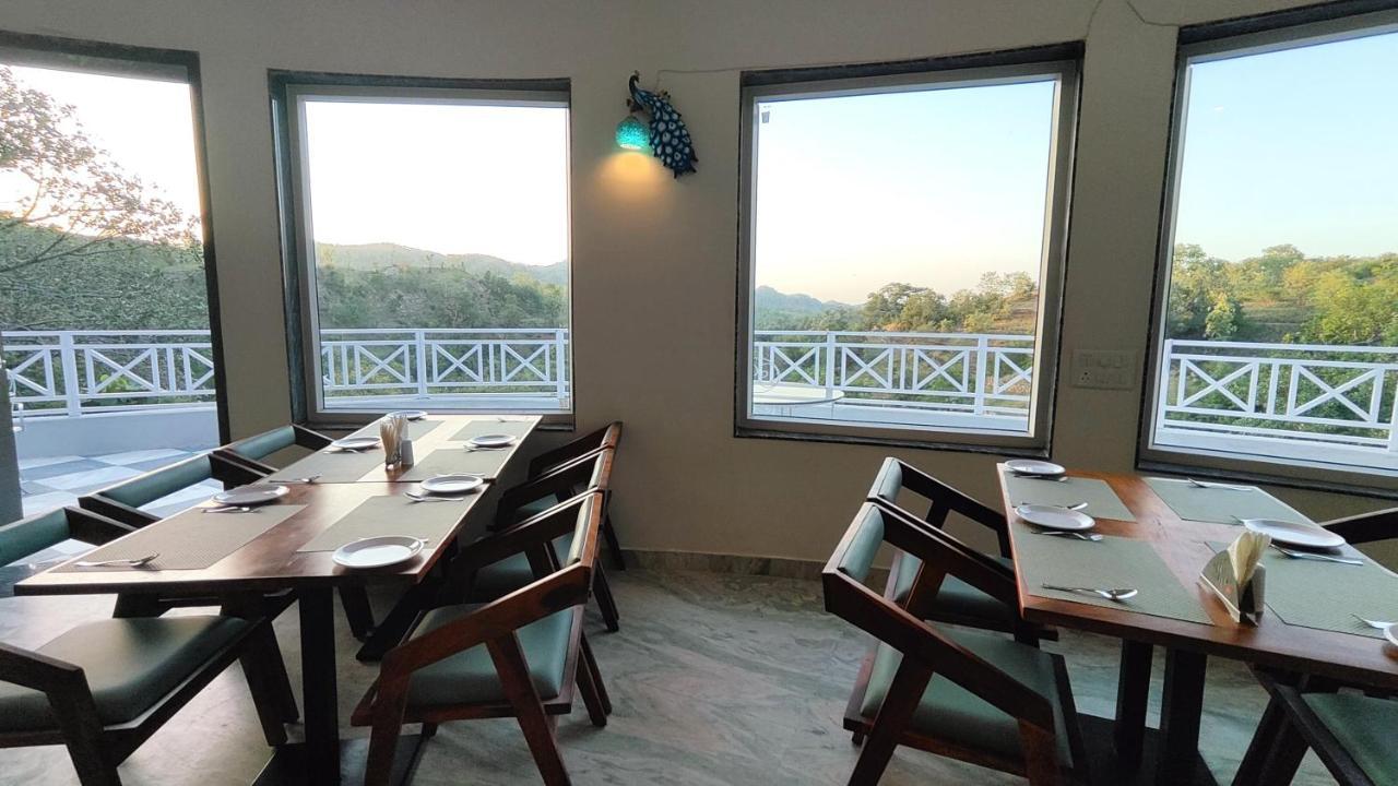 The Sky Imperial Pavoreal Jungle Resort Kumbhalgarh Esterno foto