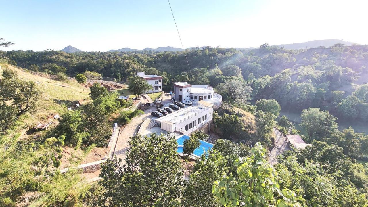 The Sky Imperial Pavoreal Jungle Resort Kumbhalgarh Esterno foto