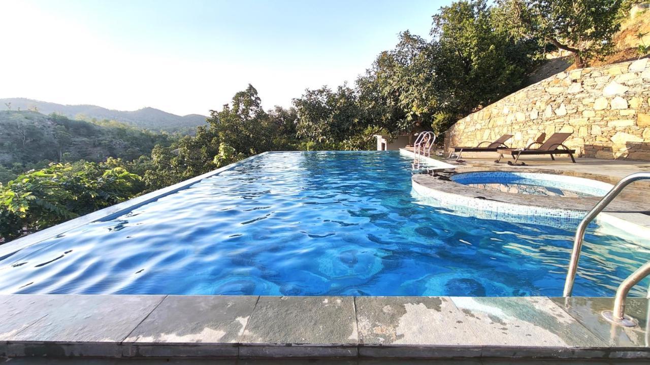 The Sky Imperial Pavoreal Jungle Resort Kumbhalgarh Esterno foto