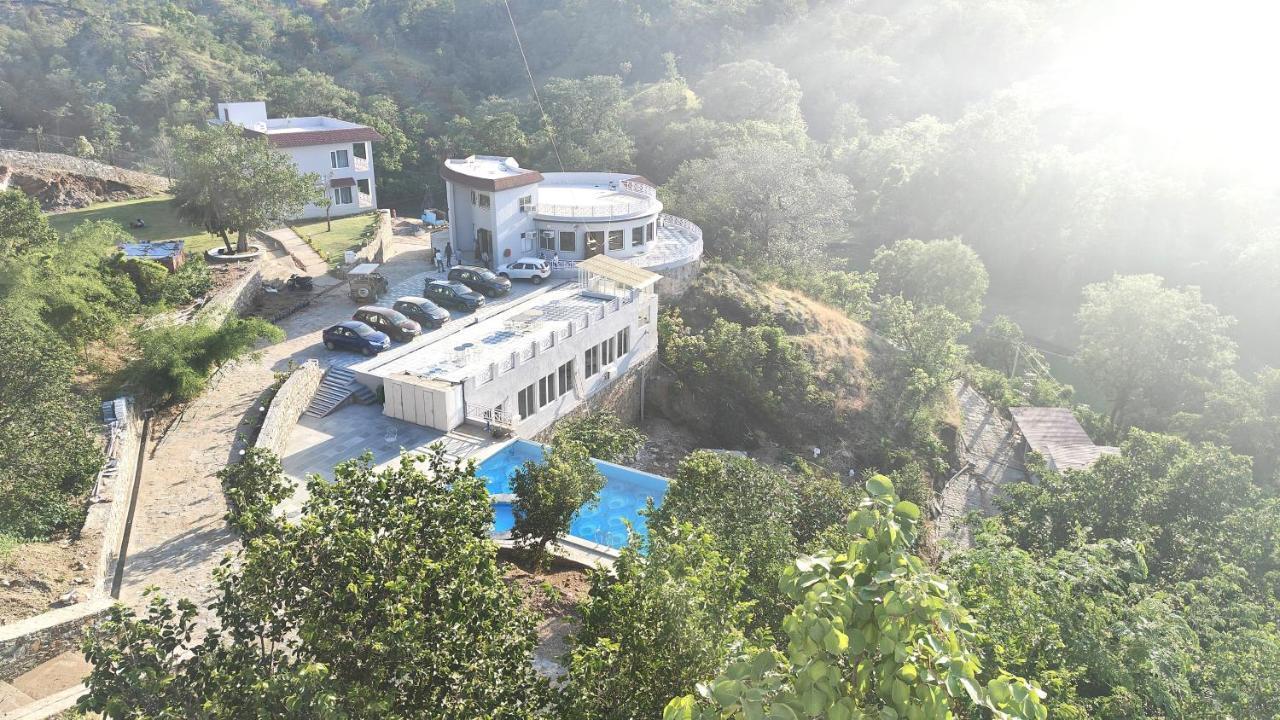 The Sky Imperial Pavoreal Jungle Resort Kumbhalgarh Esterno foto